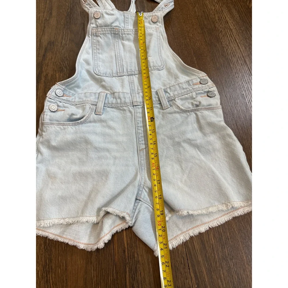 Old Navy‎ Girls Light Wash Denim Shortalls Bib Overalls Size L 10-12 Frayed Hem